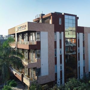 Stay Studio Hotel & Residences